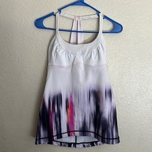 Lululemon Tank with built-in bra. Size 6.
